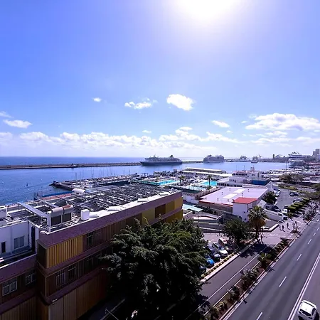 Tropicalidays Marina View Apartment